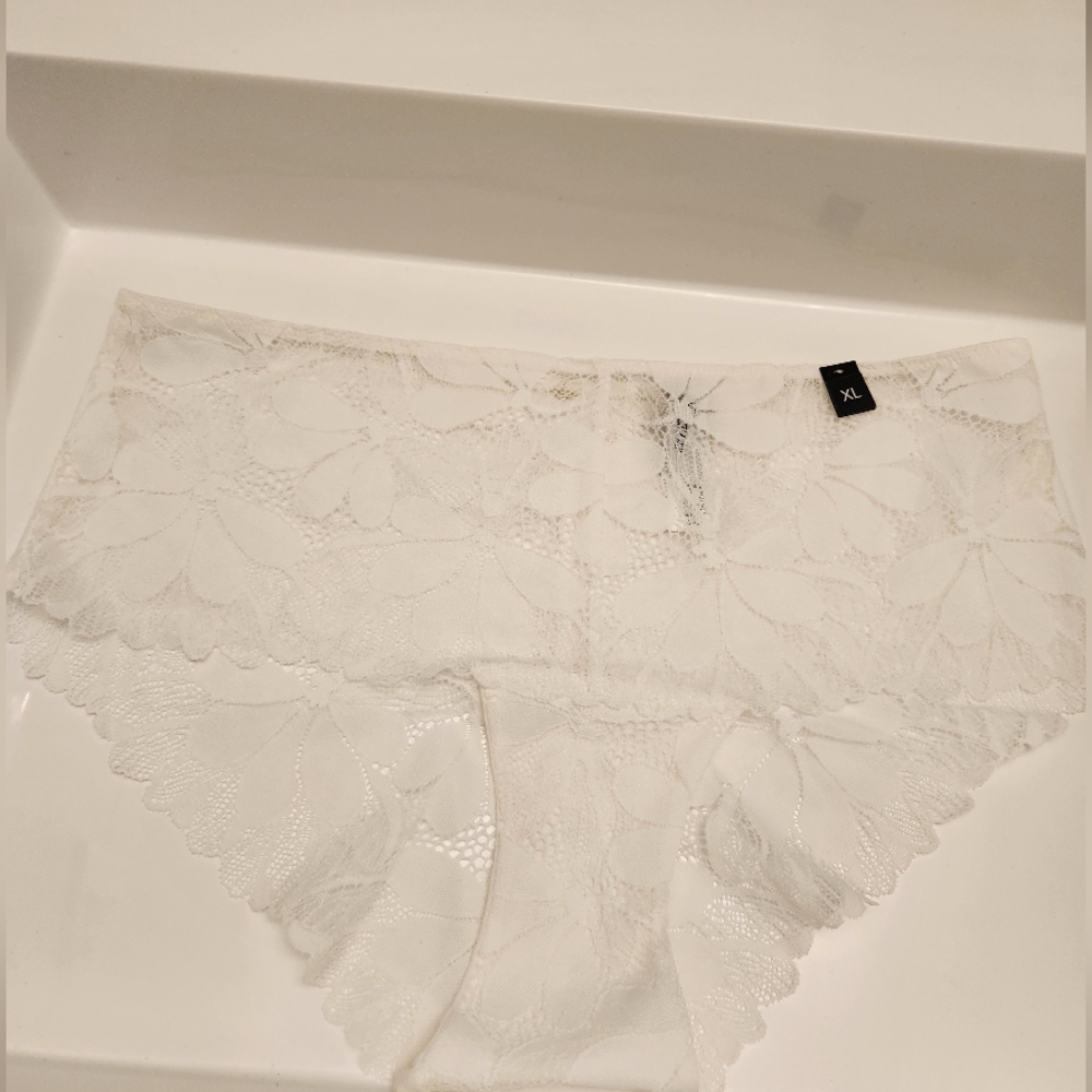 Etam Panties Size XL